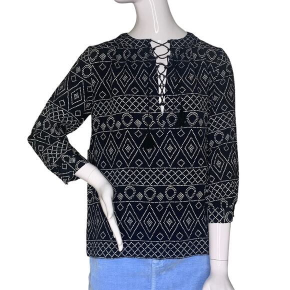 Madewell Boho Top Size XS Black and White Aztec Print Lace Up Long Sleeve - Picture 1 of 10